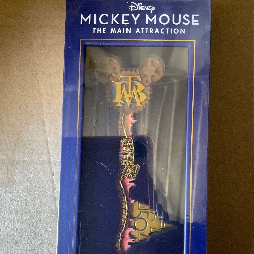 Disney Mickey main attraction key